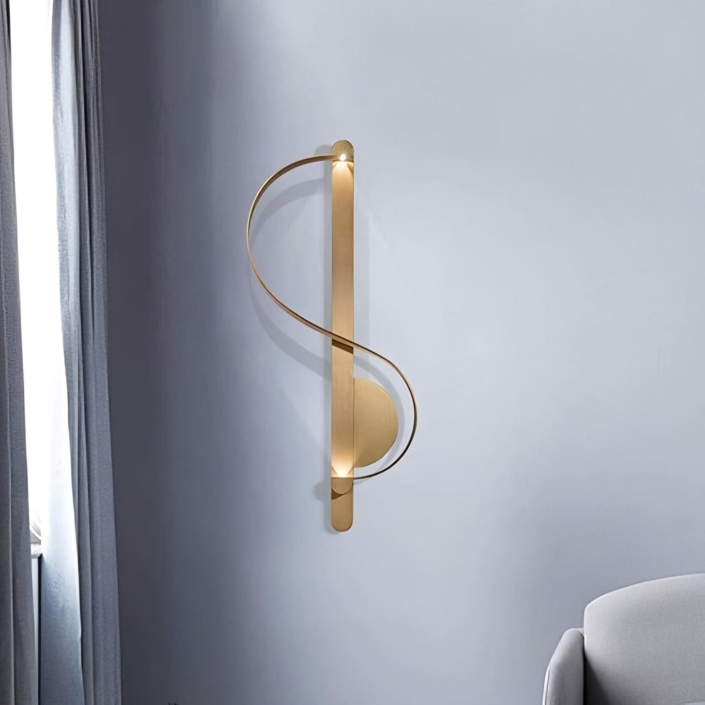 The S wall lamp