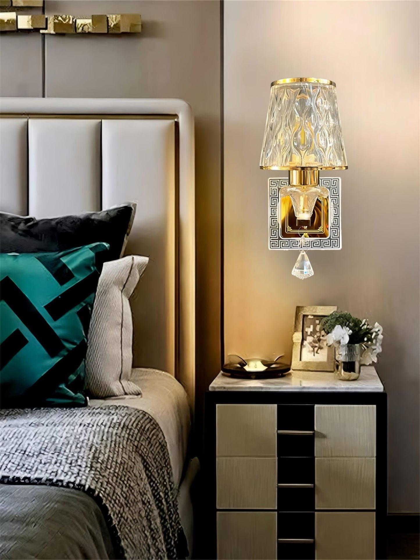 ALO wall lamp